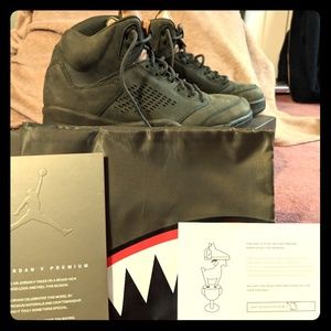 Air Jordan Retro 5 Take Flight